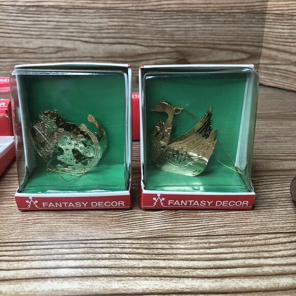 Brass Christmas Ornament Lot Of 16. Figures From Santa To A Nativity. - Picture 2 of 4